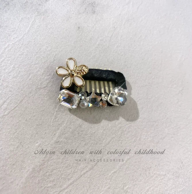 Luxurious Design, Exquisite And Beautiful Pet Jewelry Hair Accessories - Hair Clips For Dogs