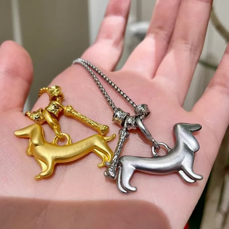 Sweet And Cool Style Metal Dog Bone Pendant Necklace for Women Unique Design Luxury Sensation Sweater Chain Daily Accessory Gift
