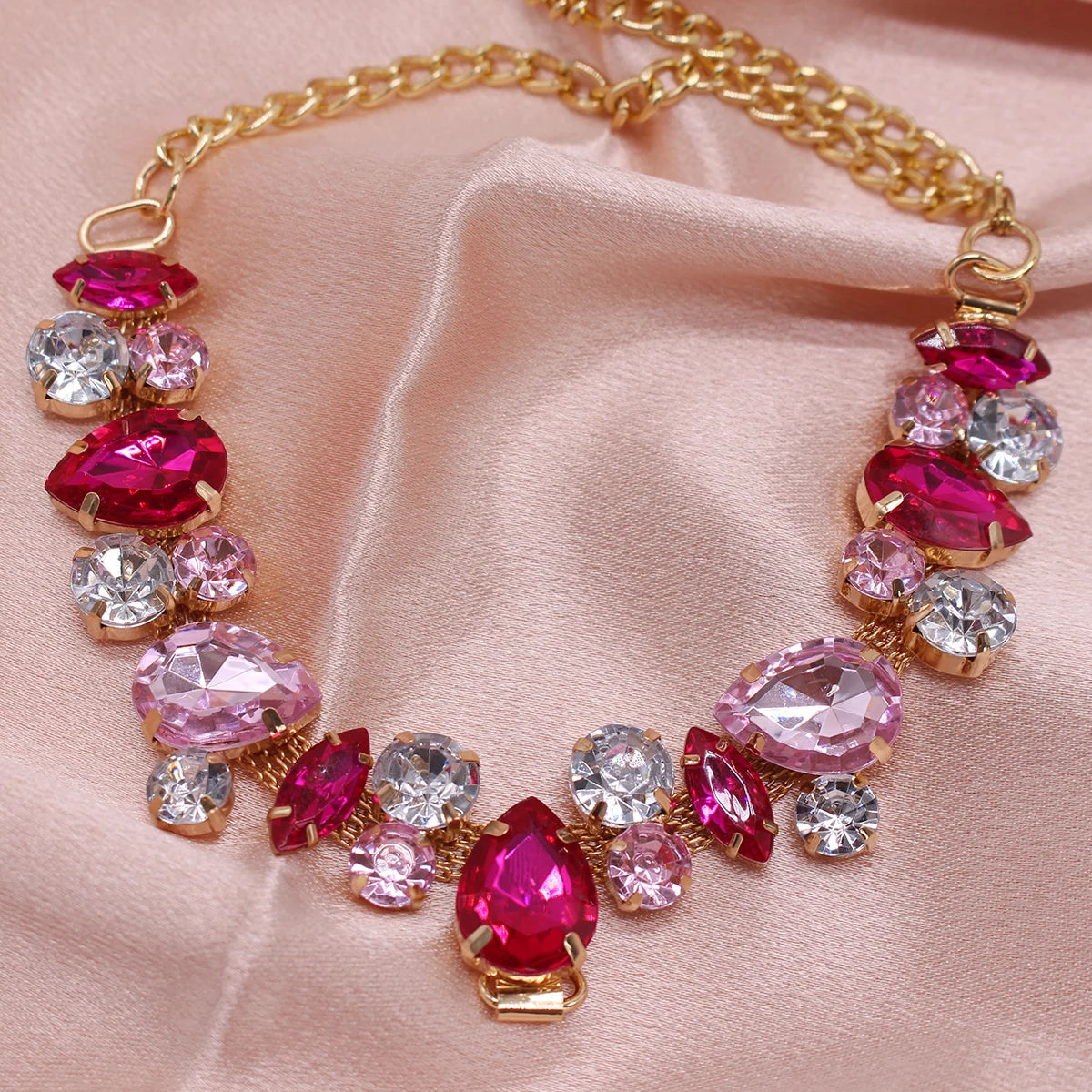 Pet Cat Accessories Luxury Cat Crystal Chain Necklace Adjustable Wedding Diamond Collar for Small Dogs Kitten Cat Puppy Necklace