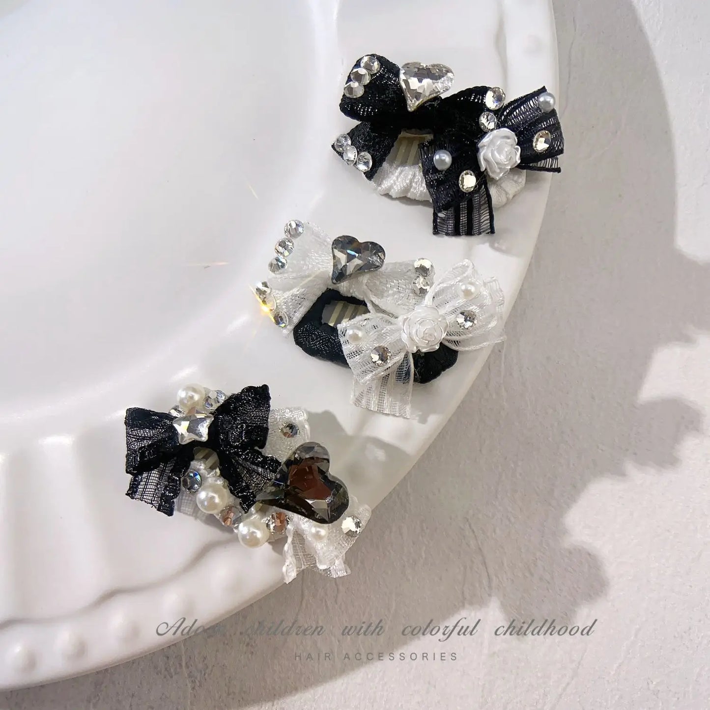 Luxurious Design, Exquisite And Beautiful Pet Jewelry Hair Accessories - Hair Clips For Dogs