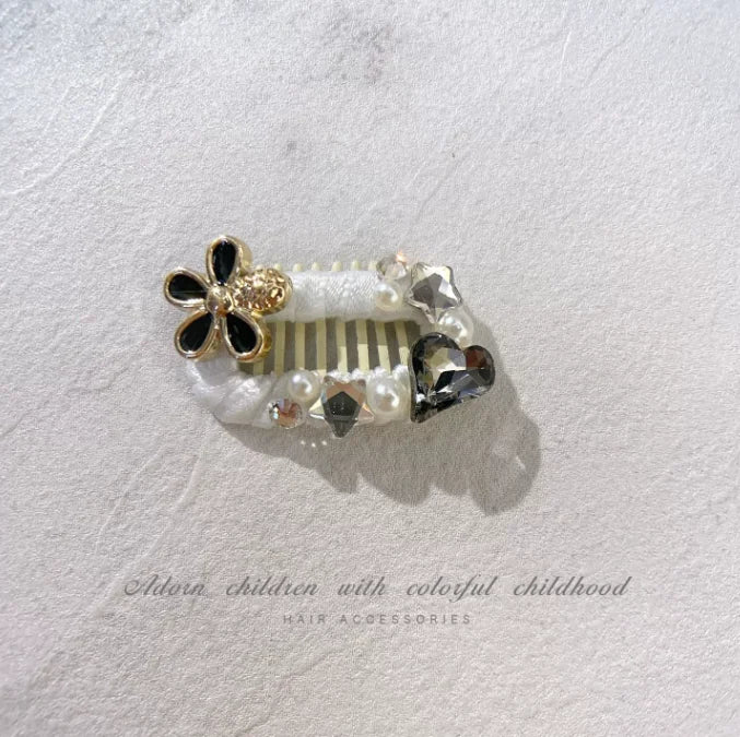 Luxurious Design, Exquisite And Beautiful Pet Jewelry Hair Accessories - Hair Clips For Dogs