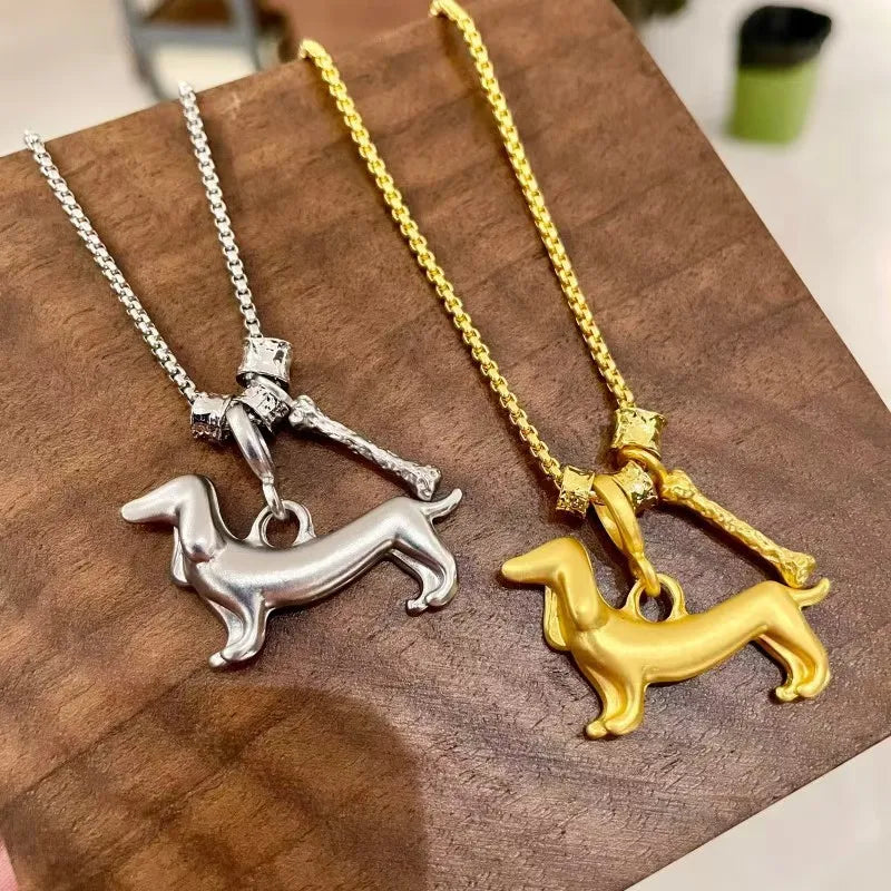Sweet And Cool Style Metal Dog Bone Pendant Necklace for Women Unique Design Luxury Sensation Sweater Chain Daily Accessory Gift