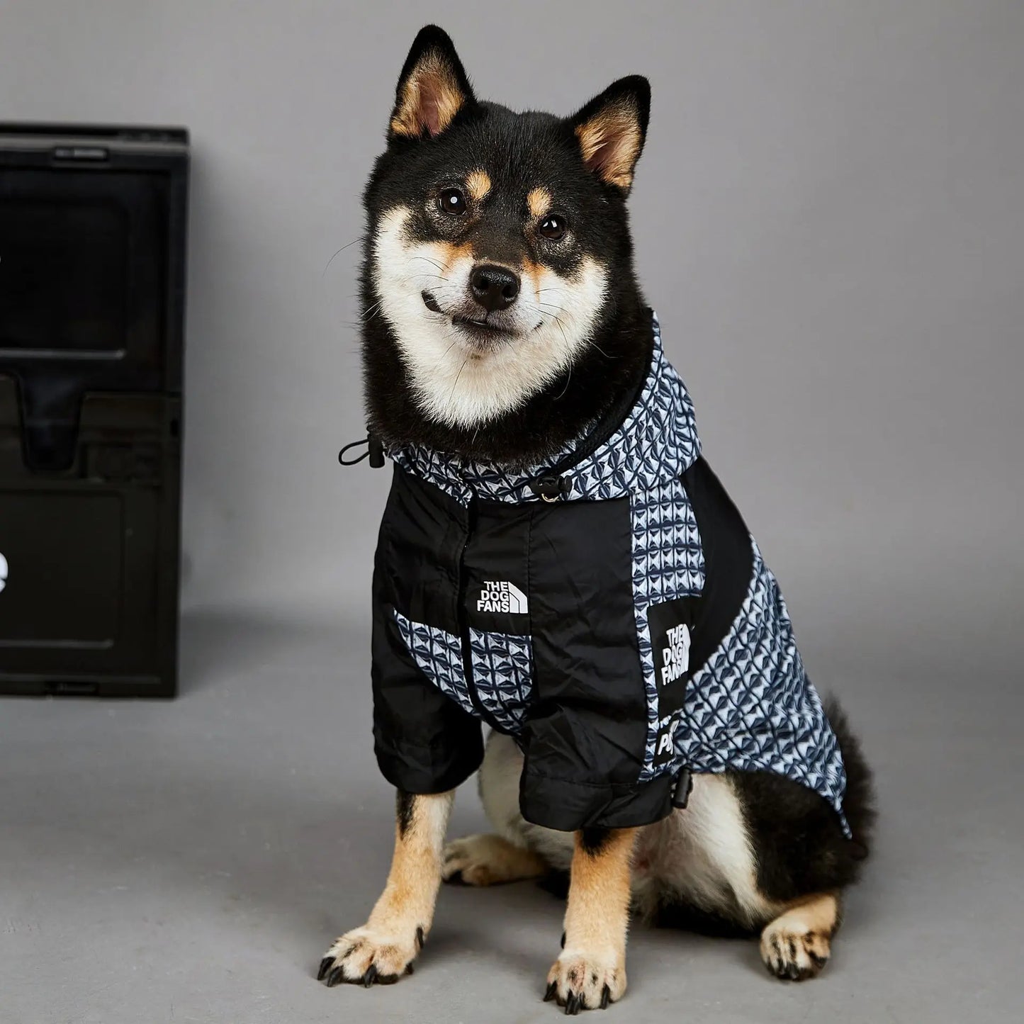 High-quality Windproof-Waterproof Dog Raincoat, Reflective Hooded Jacket for French Bull & Chihuahua - Small to Large Adjustable