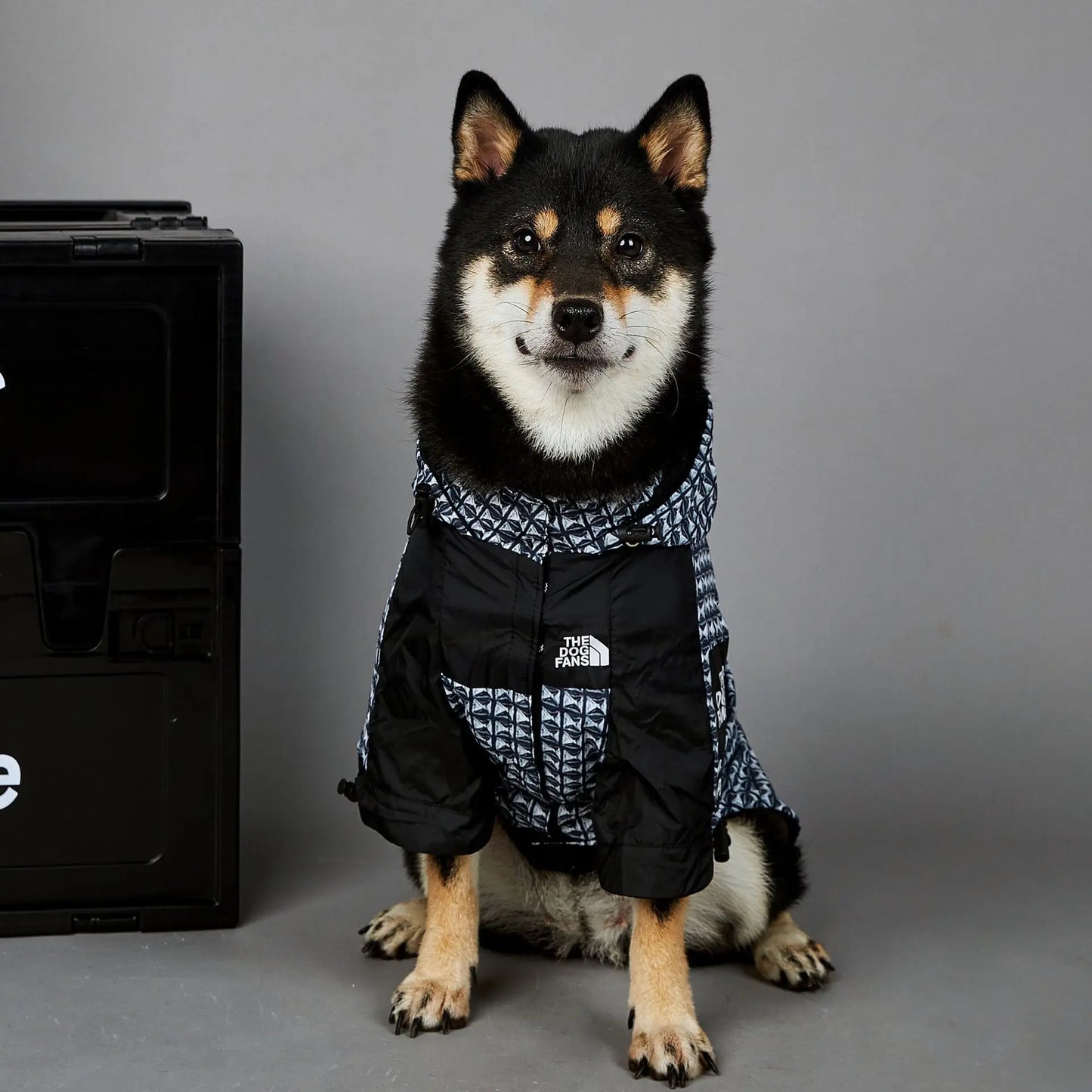 High-quality Windproof-Waterproof Dog Raincoat, Reflective Hooded Jacket for French Bull & Chihuahua - Small to Large Adjustable