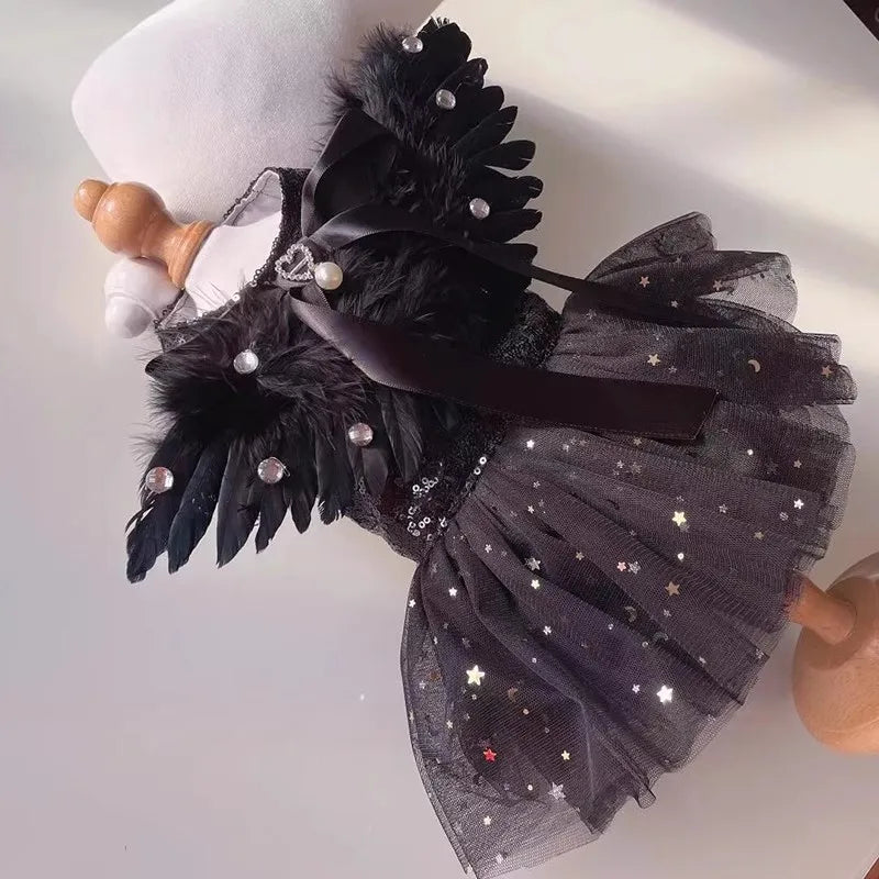 Fine Handmade Pet Dog Clothes Black White Feather Wing Decor Luxury Cosplay Princess Dress For Small Medium Dog Puppy Clothing